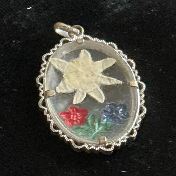 VTG Edelweiss floral framed pendant - Picture 2 of 3
